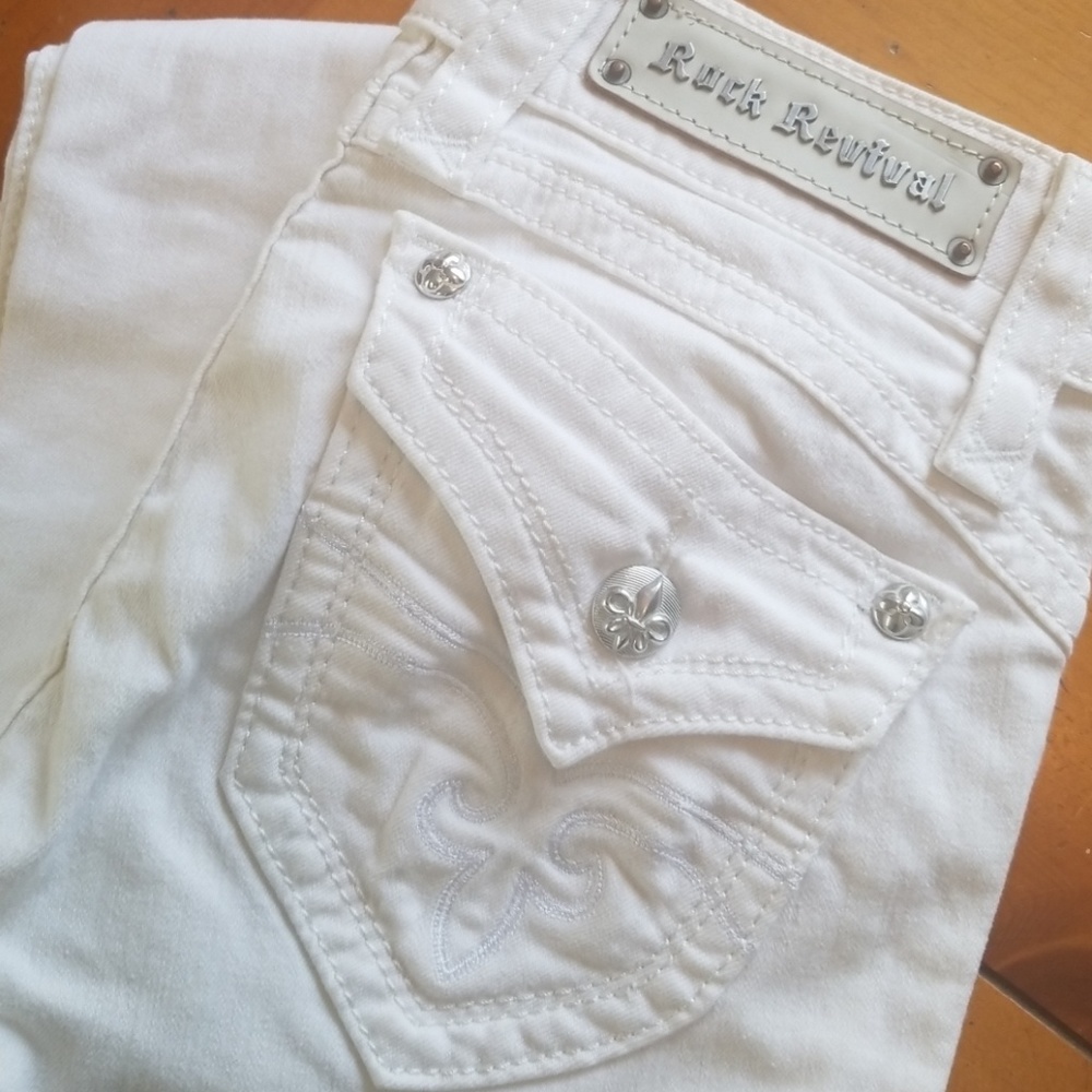 Rock Revival skinny jeans